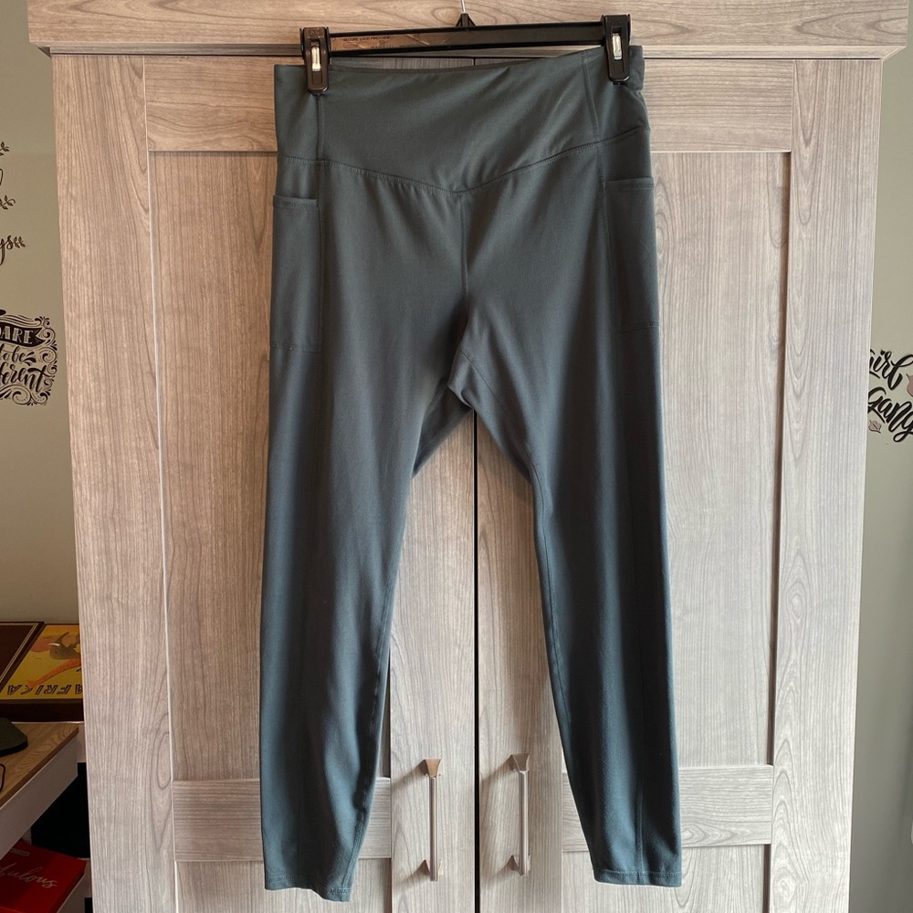 Gaiam Om High-Waisted Pocket Ankle Leggings